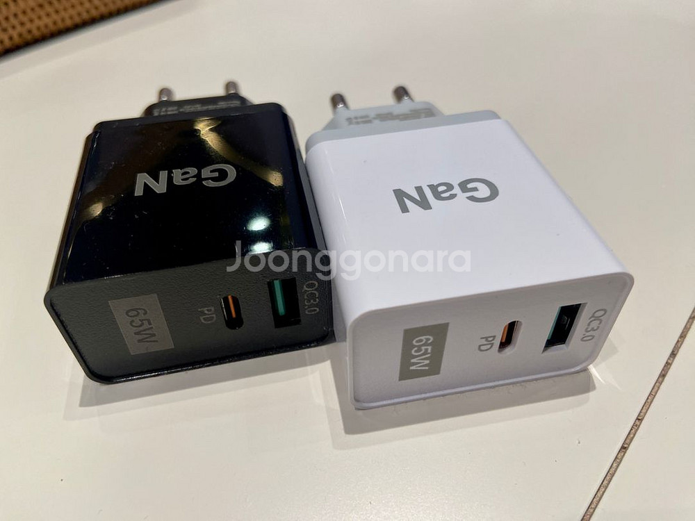 USB 65W 듀얼 초고속 충전기--0