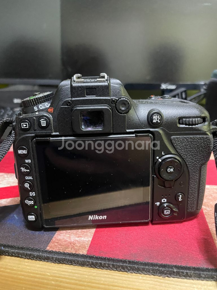 니콘 d7500 18-105 번들렌즈 킷 판매합니다.--1