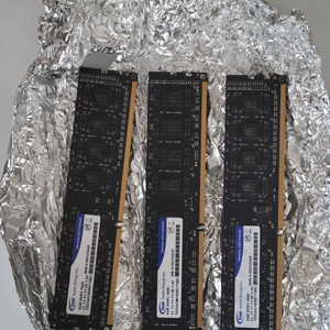 팀그룹 DDR3 램 4기가 3개