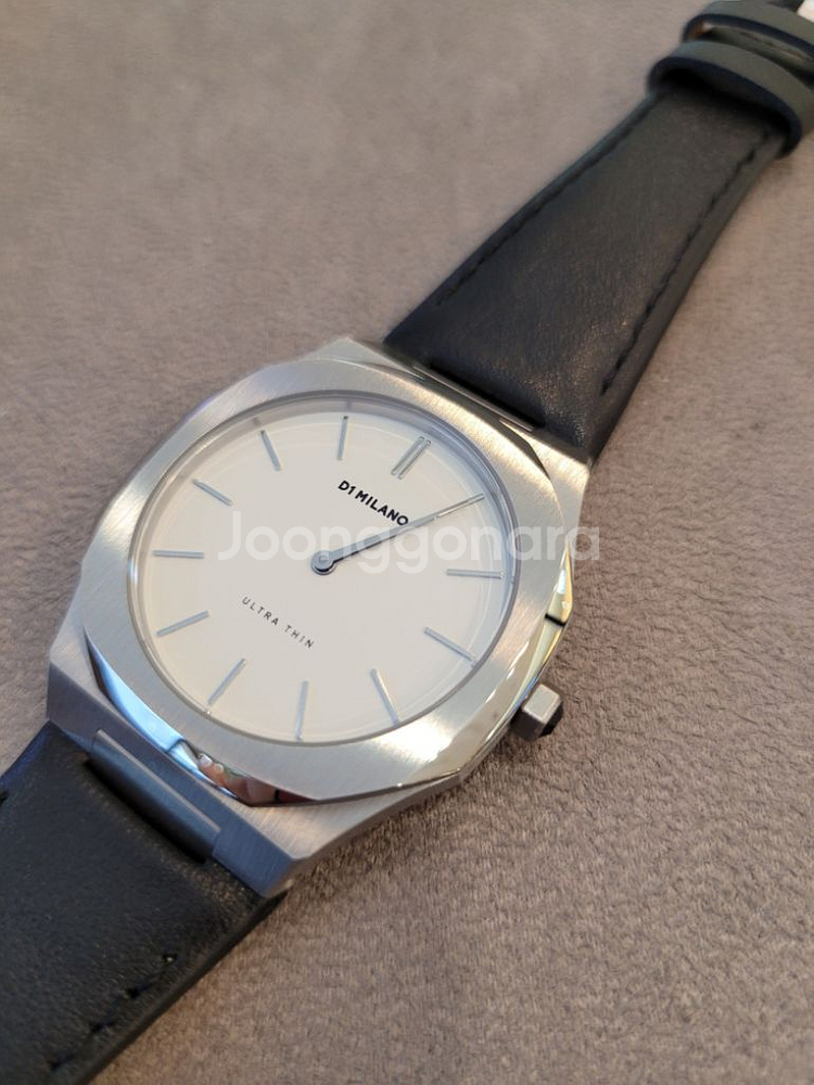D1밀라노 울트라씬 가죽시계 새상품--1