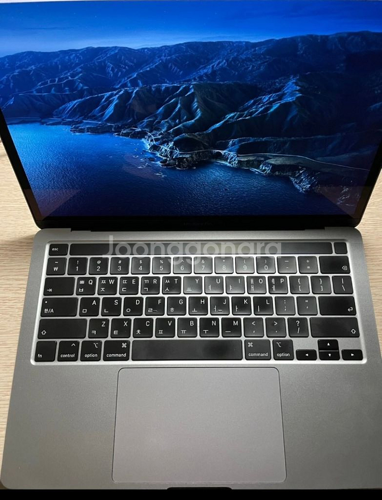2020 맥북프로13인치 고급형 i5 판매합니다--1