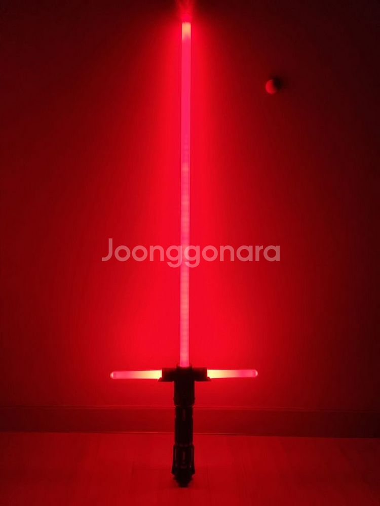 하스브로 카일로 렌 광선검 팝니다.--0