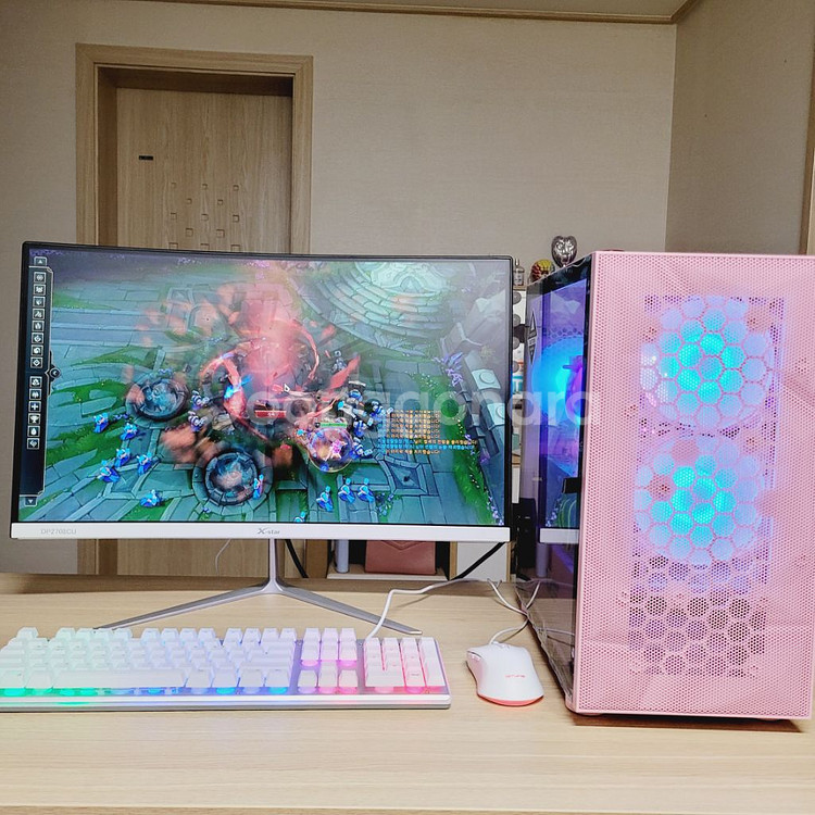 게이밍 컴퓨터 풀세트, 144hz 27인치 모니터예요--6