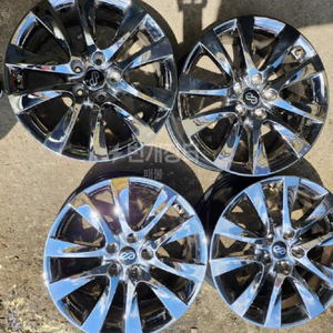 18인치휠 화이트 크롬휠 팝니다