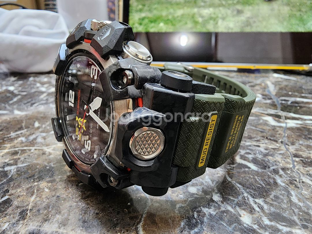 지샥 머드마스터GWG 2000시계팝니다(백화점A/S--4