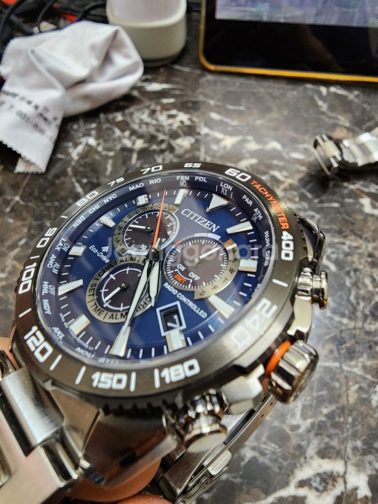 씨티즌 남성시계팝니다(백화점A/S)--9