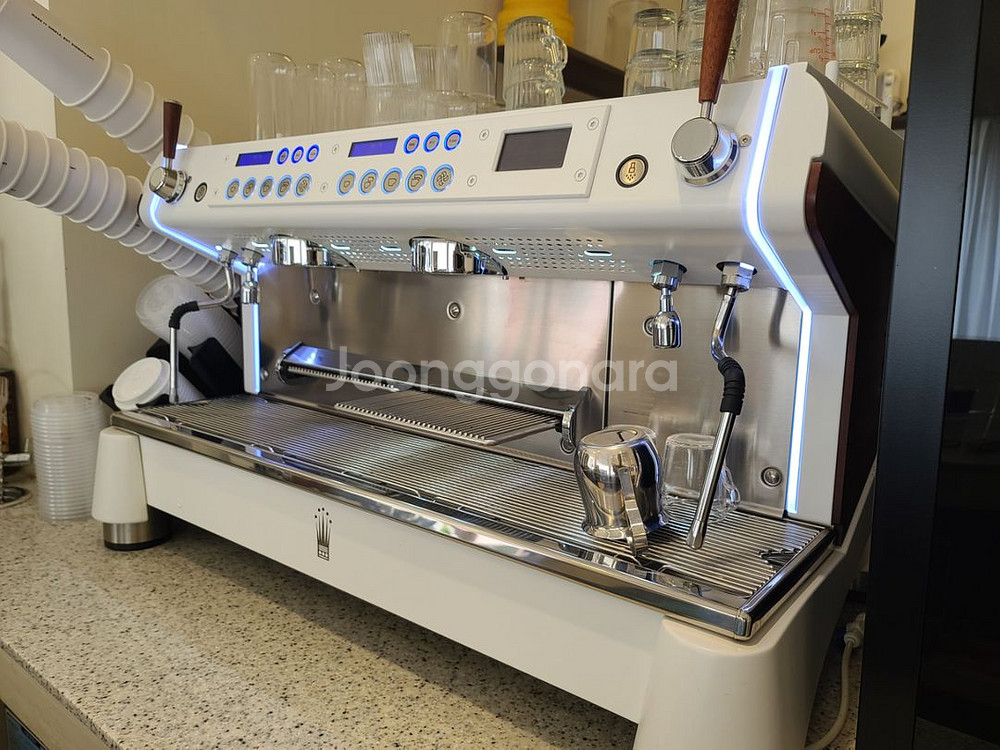 콘티몬테카를로 2그룹 화이트우드 커피머신--2