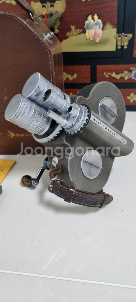 bell & howell70-DR 골동품 무비 카메라--5