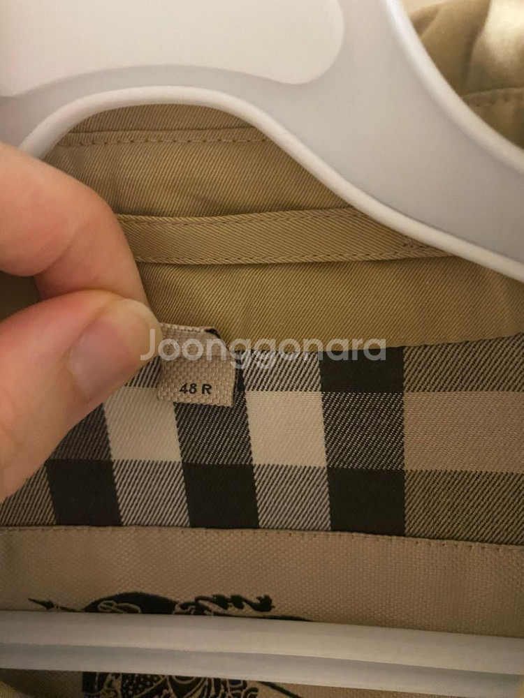 남성 버버리 숏 트렌치 코트--3