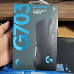 g703 lightspeed 무선마우스팝니다.