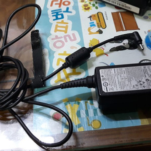 어댑터 충전기 19V 2.1A 3.0x1.0mm 1.5