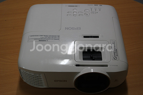 엡손 EH-TW5650 풀HD A급 빔프로젝터--2