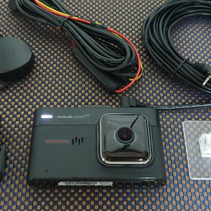 아이나비 Z5000 Plus 블랙박스(64GB,GPS)