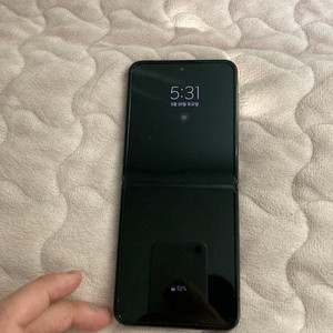 제트플립 4 블랙 자급제 512기가 팝니다