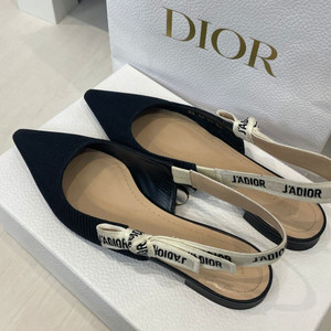 디올 슬링백 플랫 36