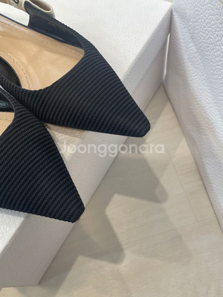 디올 슬링백 플랫 36--4