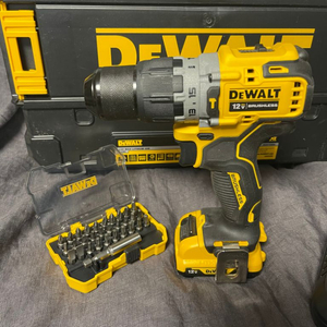 dewalt 전동드릴