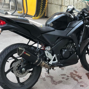 cbr125 13년식 신축