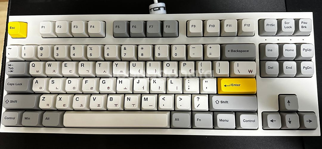 엠스톤 그루브 라이트ma 밀키축v2 38g팝니다--0