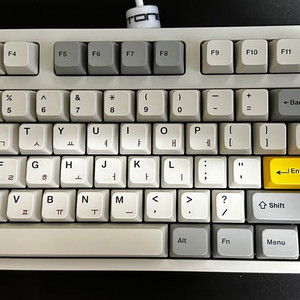 엠스톤 그루브 라이트ma 밀키축v2 38g팝니다