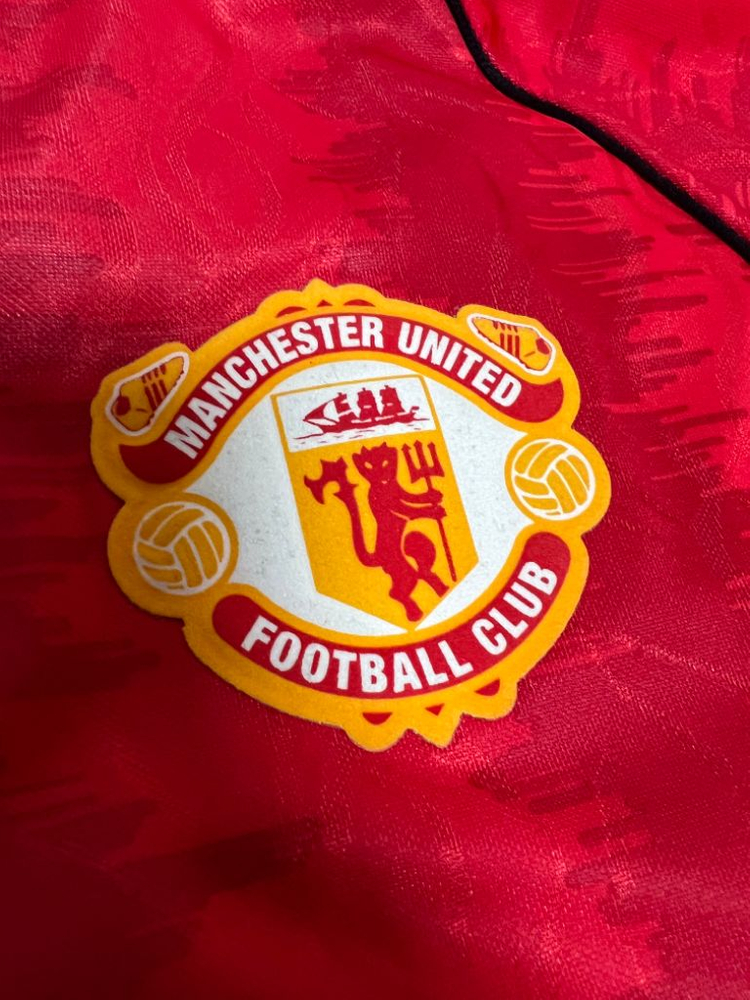 아디다스 90-92 맨유 레트로 유니폼 xl 팝니다 이미지