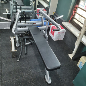 해머벤치 벤치프레스 거의새것 30만원