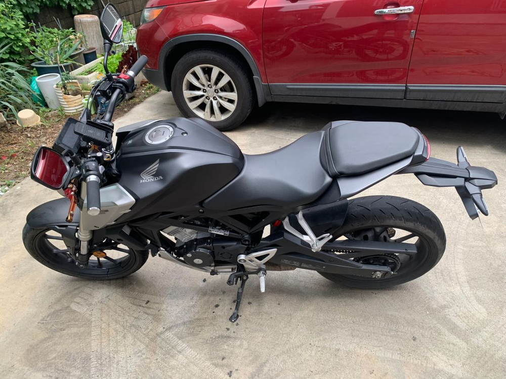 2018 CB125R--1