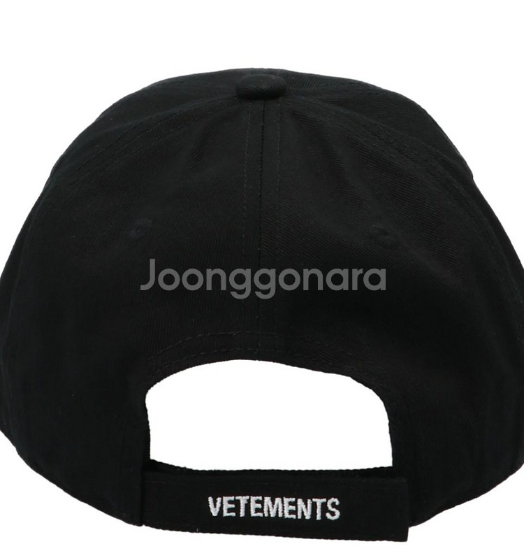 베트멍(Vetements) insecurity 볼캡--1