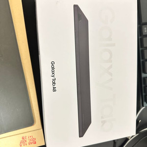 겔럭시 탭 A8 WIFI 64기가 팝니다