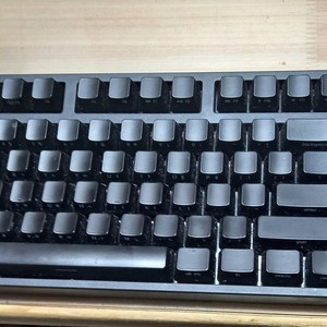 레오폴드 FC750R 은축 팝니다