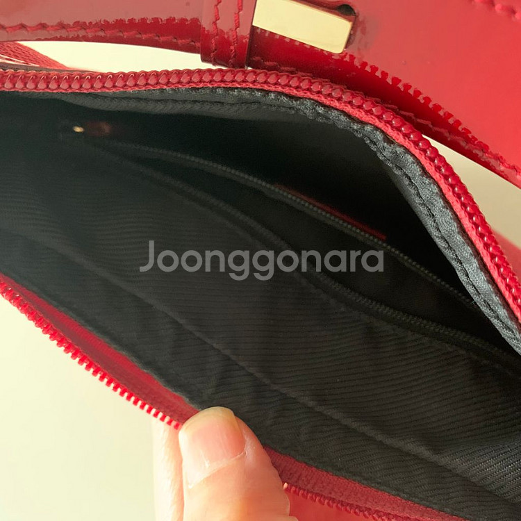 [거의새것] 정품 구찌 숄더백 레드 GG로고 자카드가죽--4