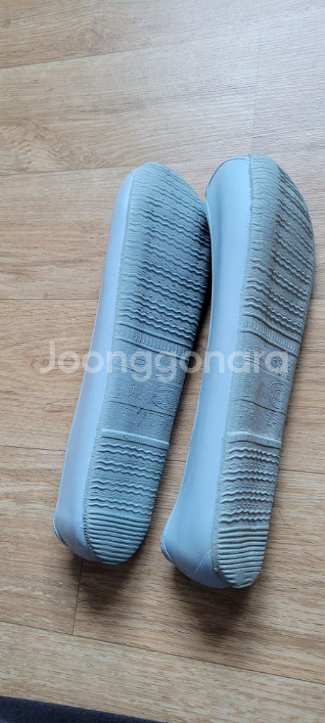 흰 고무신 235--4