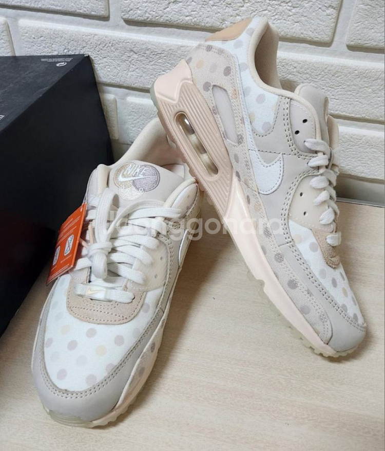 새상품) 270 나이키 에어맥스 90 NRG--4