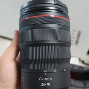 캐논 RF 24-70 F2.8 알계륵 팝니다.