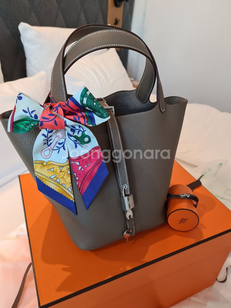 에르메스 피코탄22사이즈--4