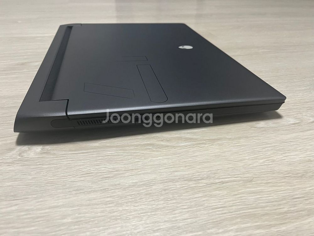 DELL 에일리언웨어 M17r5 게이밍노트북--6