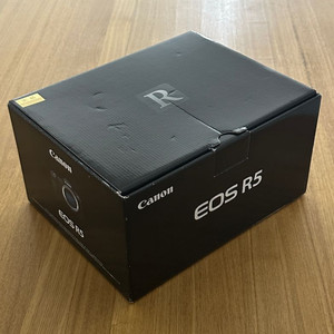 캐논 EOS R5