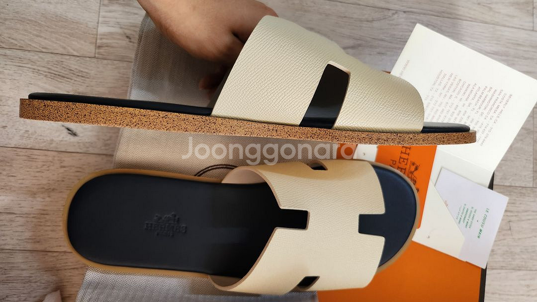 에르메스 이즈미르슬리퍼 투톤베이지--1