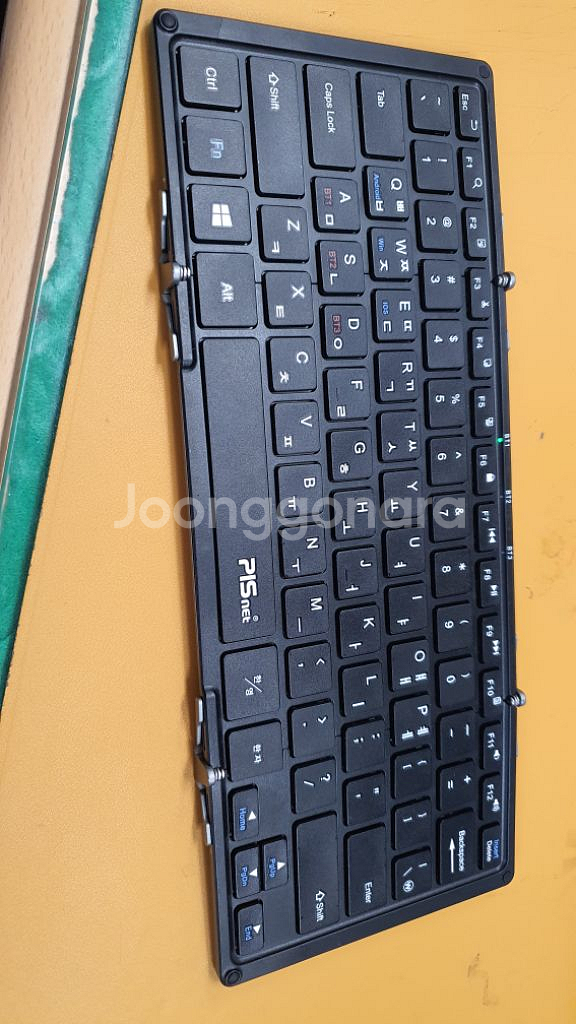 피스넷 폴더블 블루투스 키보드 팝니다.--0
