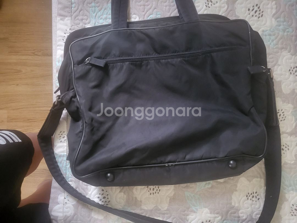 프라다 슈트케이스--2