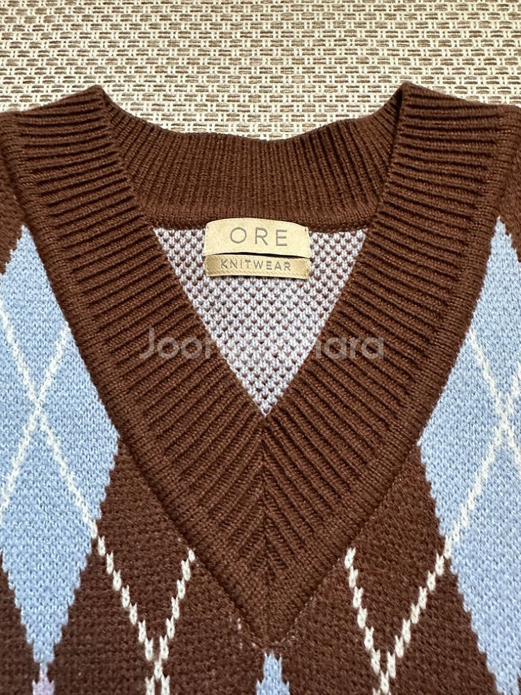 오어 아가일 니트 조끼 ore argyle vest--2