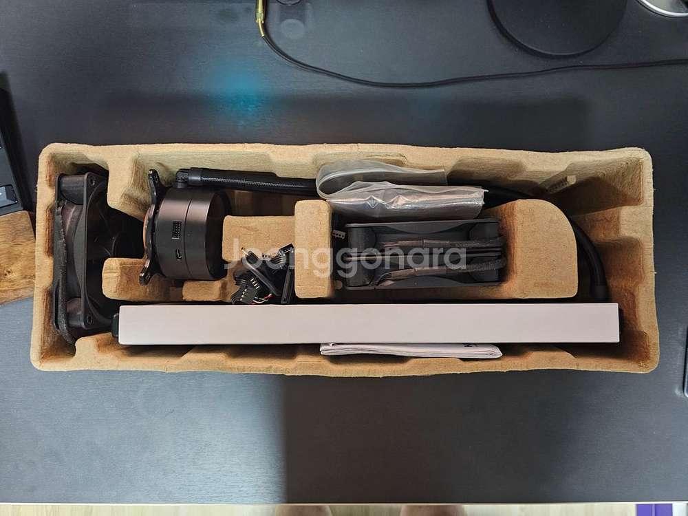 nzxt 크라켄 x73 판매합니다--1
