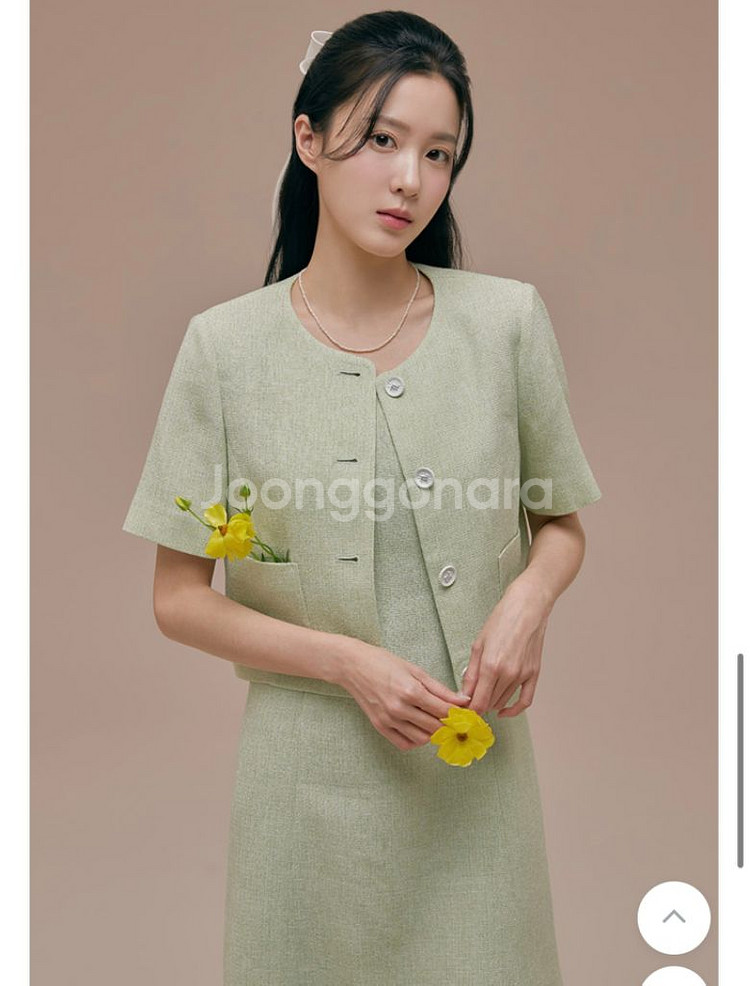 (새제품) 로엠 트위드 반팔자켓--1