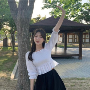 온드민 andy skirt pants 치마바지 블랙색상