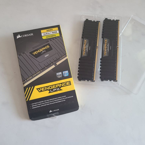 커세어 벤전스 LPX 16GB ( 2X8 ) DDR4