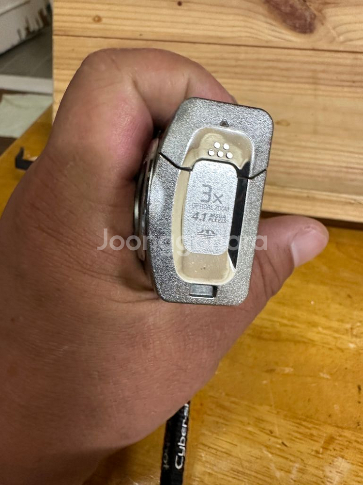 소니 사이버샷 DSC-L1, 칼자이스렌즈4.1MP--5