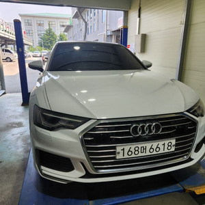 아우디 A6(C8) 45TFSI 쾨트로 프리미엄