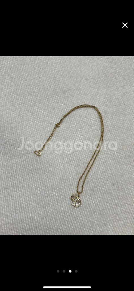 디올 큐빅 로고 목걸이--2