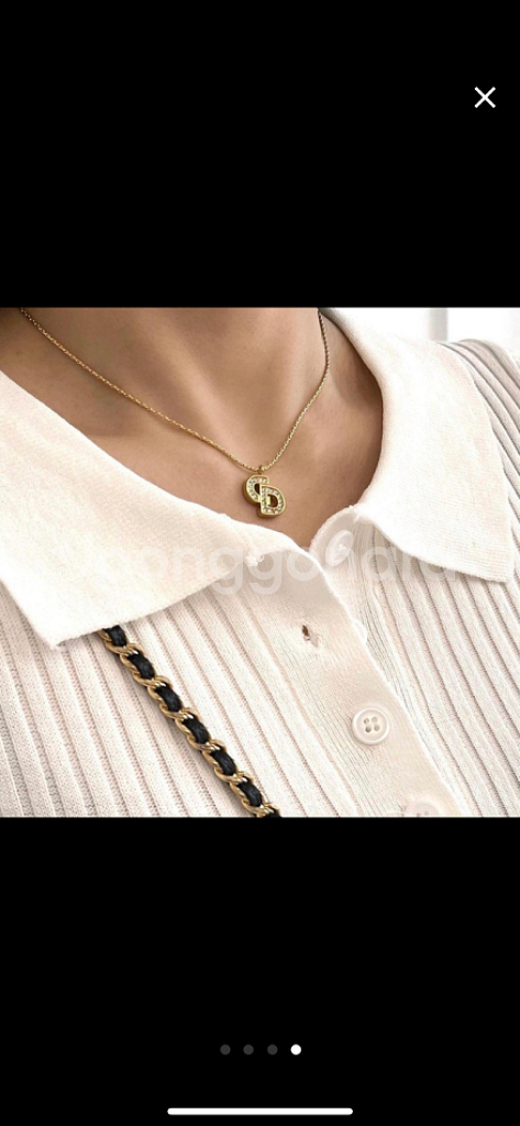 디올 큐빅 로고 목걸이--3