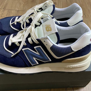 뉴발란스 574 레거시 네이비 275
